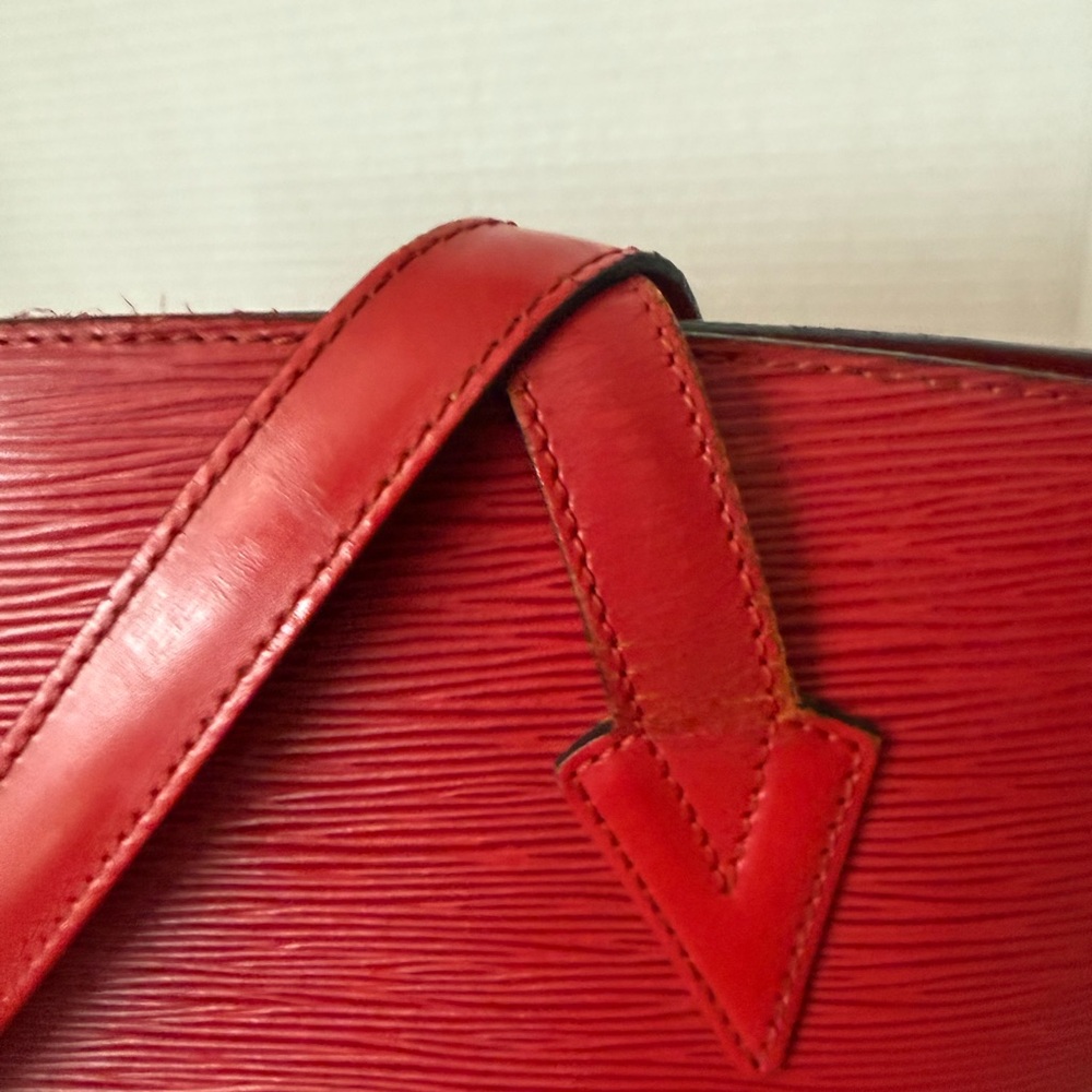 LOUIS VUITTON EPI SAINT JACQUES LARGE SHOULDER BAG. - Picture 13 of 17